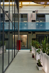 Similar image 21930841