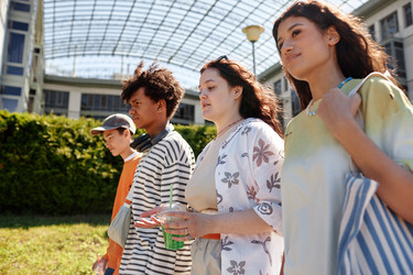 Similar image 21927919