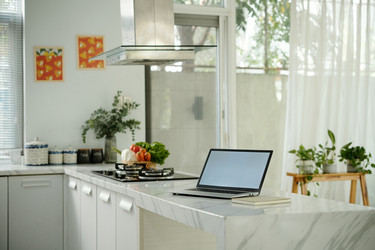 Similar image 21921346