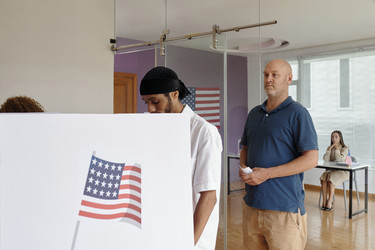 Similar image 21930136