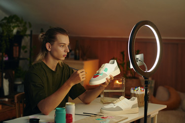 Similar image 21926557