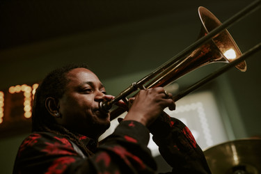 Similar image 21924360