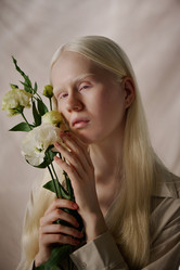 Similar image 21923987