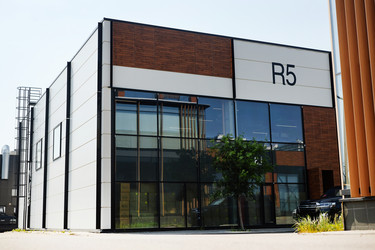 Similar image 21921879