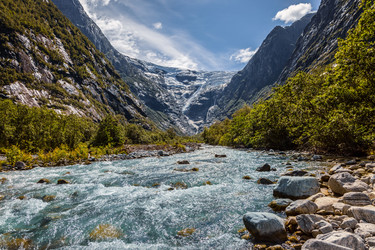 Similar image 21915551