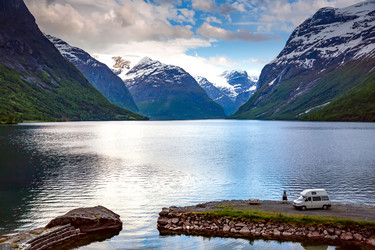 Similar image 21915381