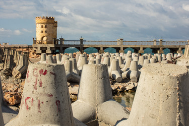 Similar image 21947237