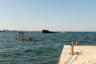 Similar image 21947207