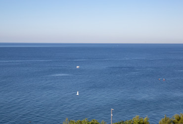 Similar image 21937428