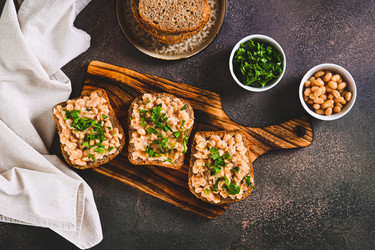 Similar image 21937100