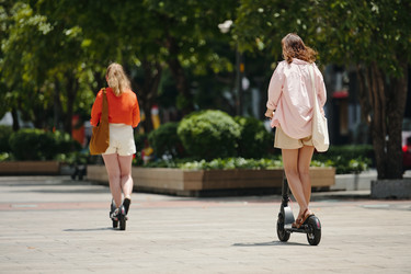 Similar image 21931093