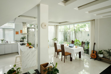 Similar image 21929376