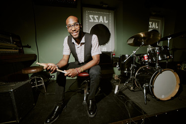 Similar image 21927500