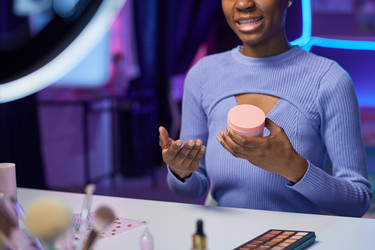 Similar image 21919946