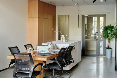 Similar image 21930077