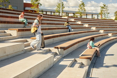 Similar image 21924346