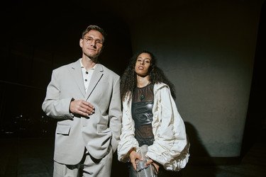 Similar image 21958447