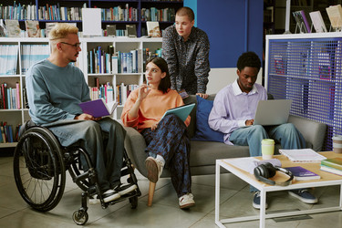 Similar image 21956350