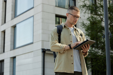 Similar image 21956719