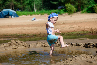 Similar image 21975921