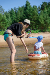 Similar image 21975924