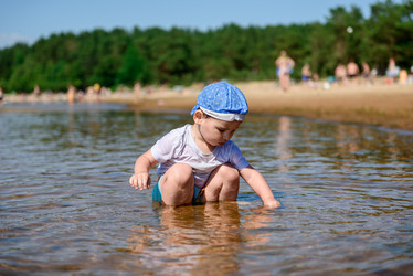 Similar image 21975799