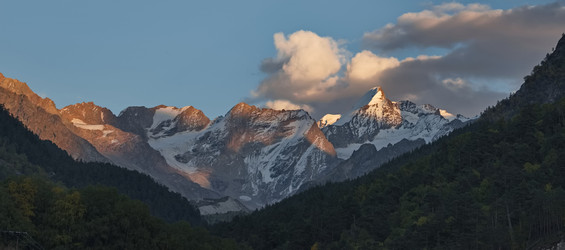 Similar image 21954898