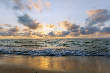 Similar image 21951400