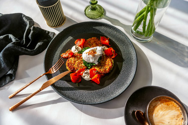 Similar image 21971040