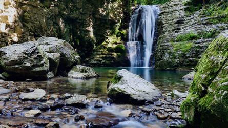 Similar image 21975220