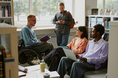 Similar image 21956440