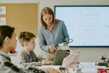 Similar image 21956640