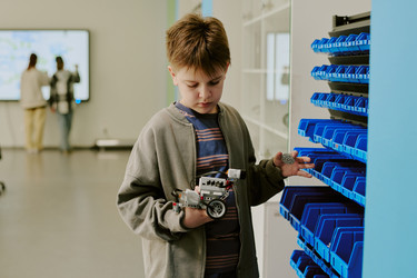 Similar image 21957779