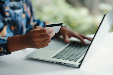 Similar image 21956017