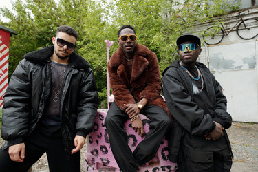 Similar image 21960077