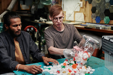 Similar image 21983525