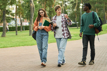 Similar image 21985900