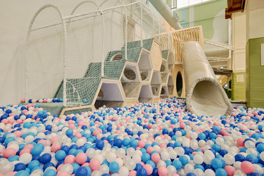 Similar image 21983678