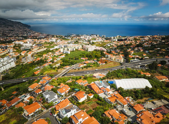 Similar image 21980136