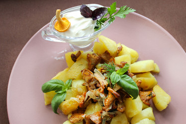 Similar image 21980300