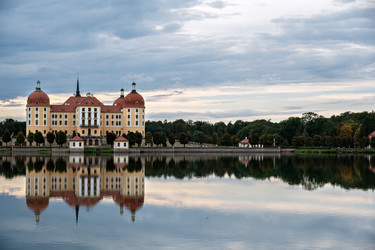 Similar image 21991550