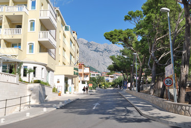 Similar image 21991772