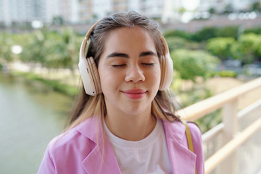 Similar image 21985810