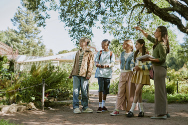 Similar image 21982647