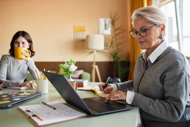 Similar image 21999550