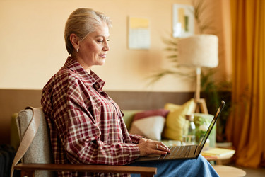 Similar image 21999570