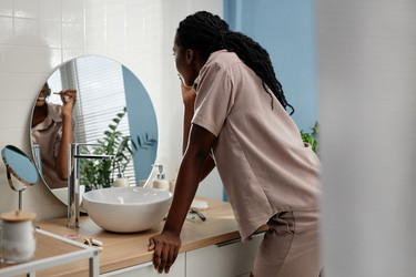 Similar image 21999875