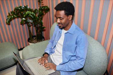 Similar image 21999696