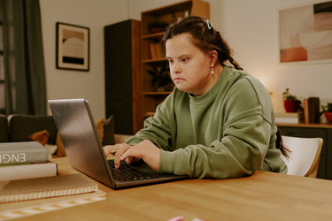 Similar image 22000211