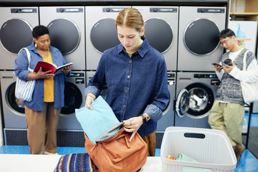 Similar image 21999499